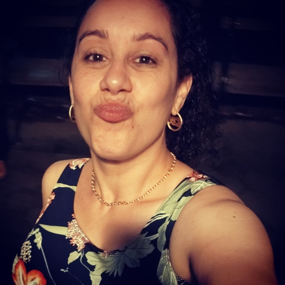 Meet your Posher, Jessica - Picture 1 of 1